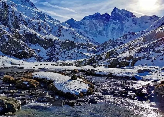 T3 Avec Vue Montagnes à - Fr-1-812-95 *